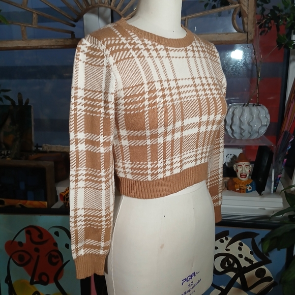 Altar'd State Boxy Cropped Brown & Cream Plaid Sweater Size S - Picture 2 of 5